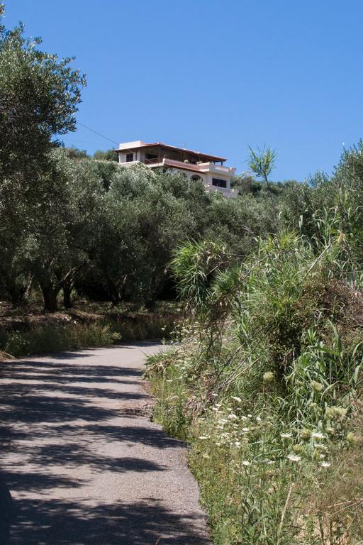 Alexandra Villa Stalos Exterior photo
